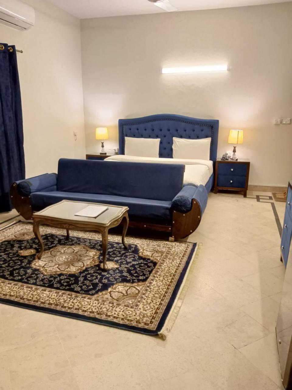 Infinity Villa Islamabad Habitación foto
