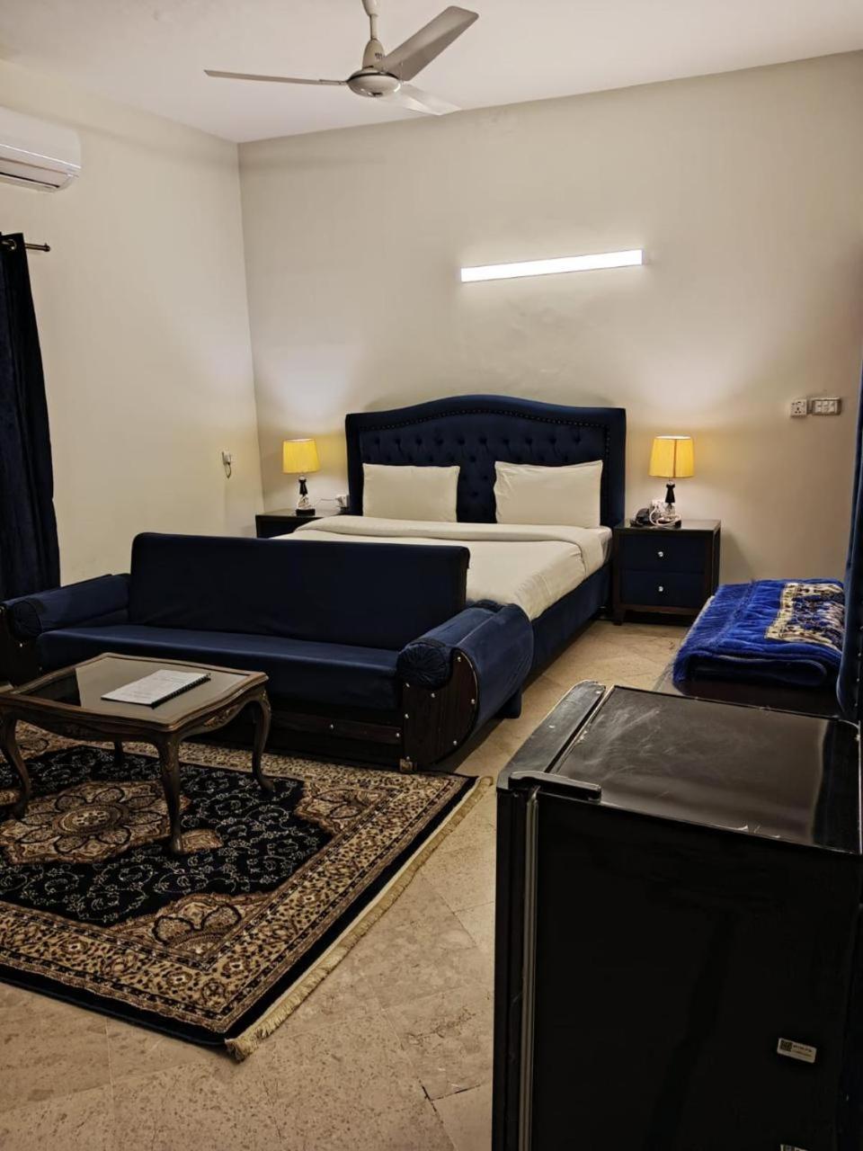 Infinity Villa Islamabad Habitación foto